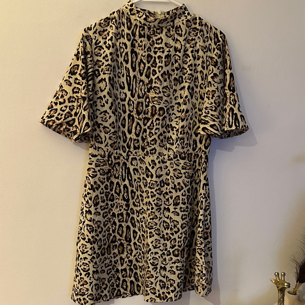 Boohoo Leopard Print Mini Dress - Preloved